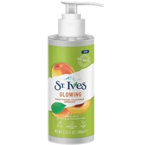 St Ives Glowing Apricot Glowing Facial Cleanser 200ml
